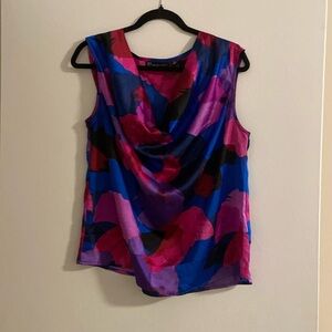 Abstract cowl neck professional sleeveless top